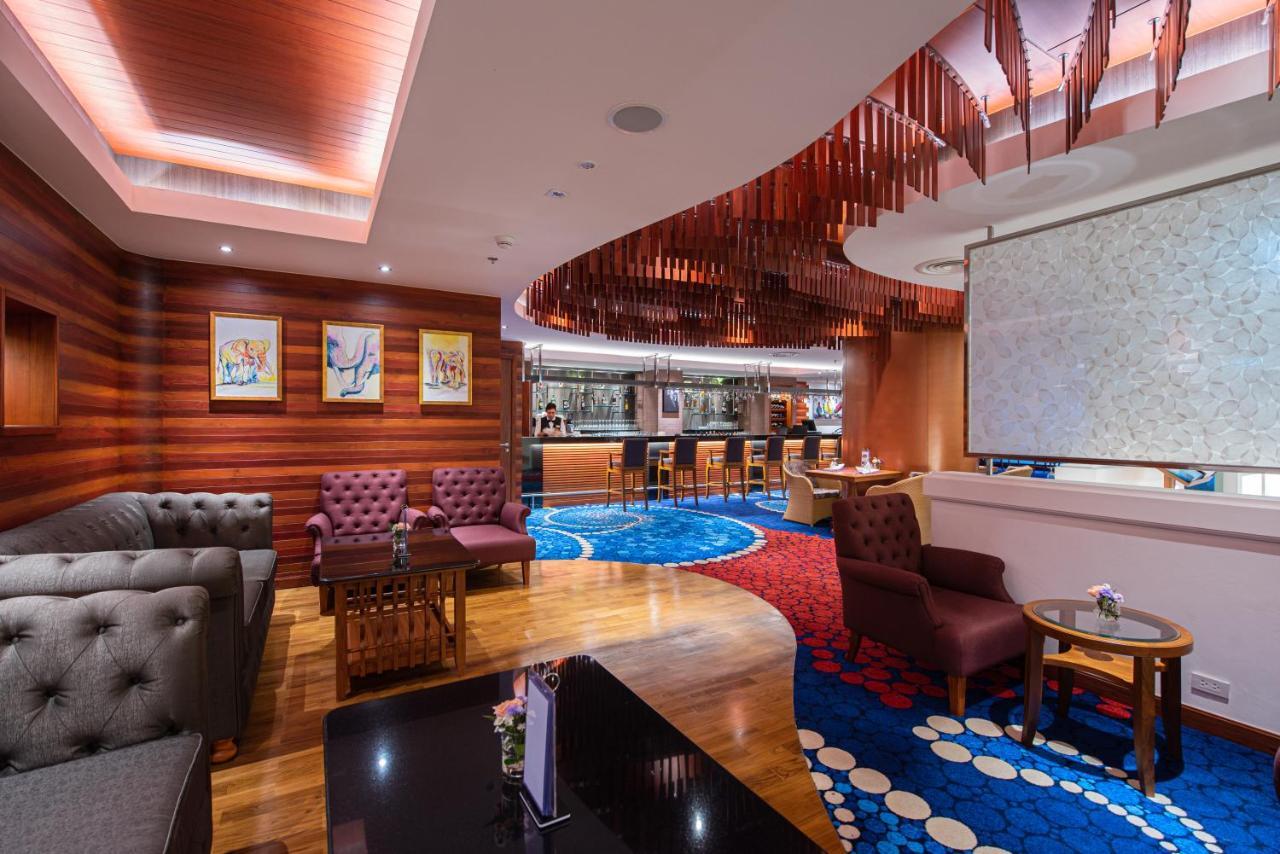 The Empress Premier Chiang Mai - Sha Extra Plus Bagian luar foto The lounge at the airport