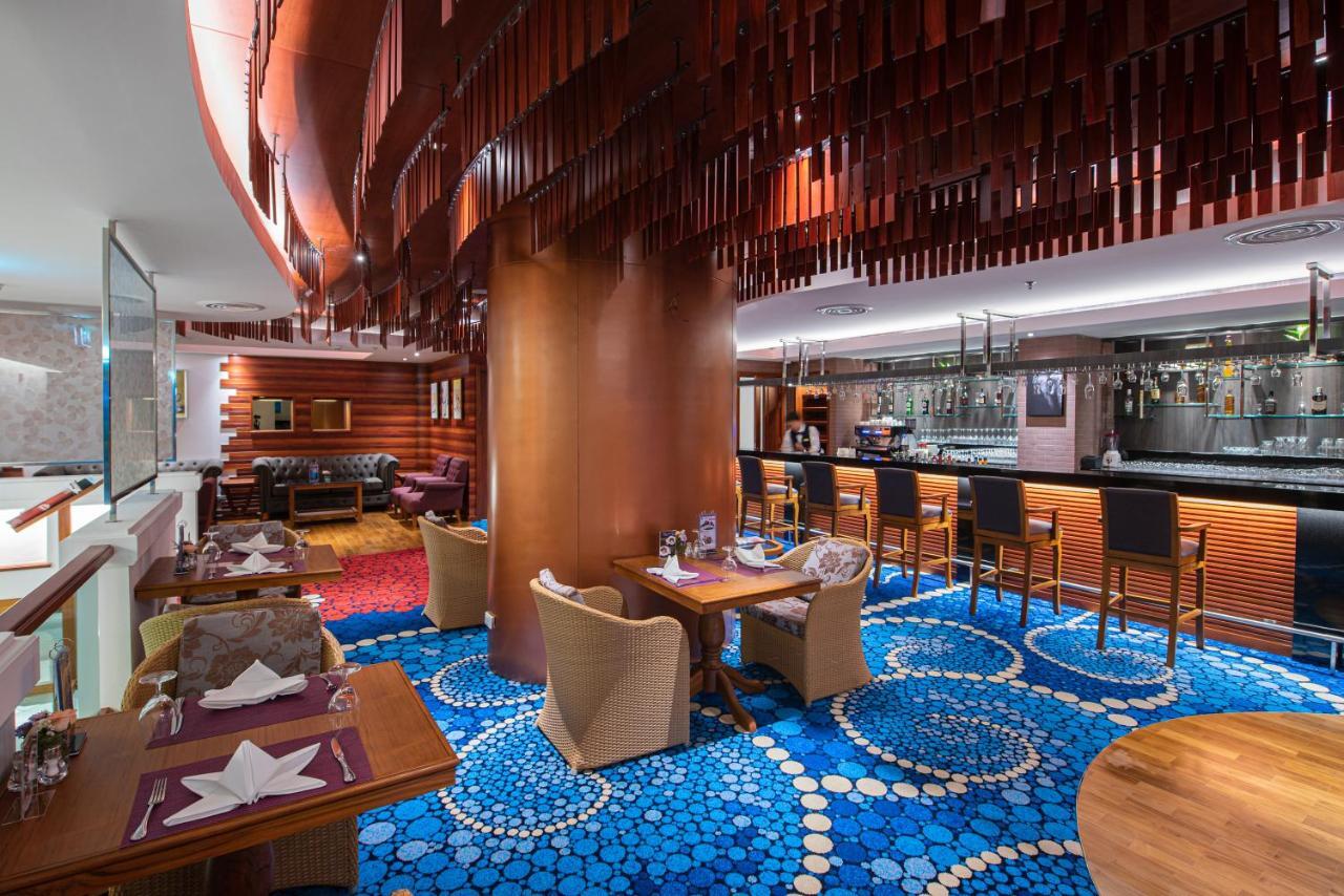 The Empress Premier Chiang Mai - Sha Extra Plus Bagian luar foto The Bar