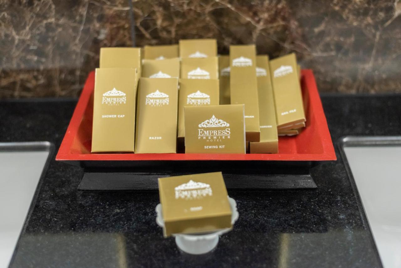 The Empress Premier Chiang Mai - Sha Extra Plus Bagian luar foto Emirates First Class in-flight amenities